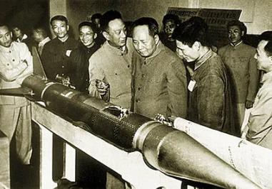 毛泽东与“东方红一号”卫星